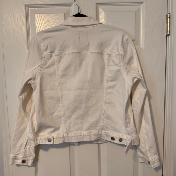 GAP - White Denim Jacket - Picture 2 of 5